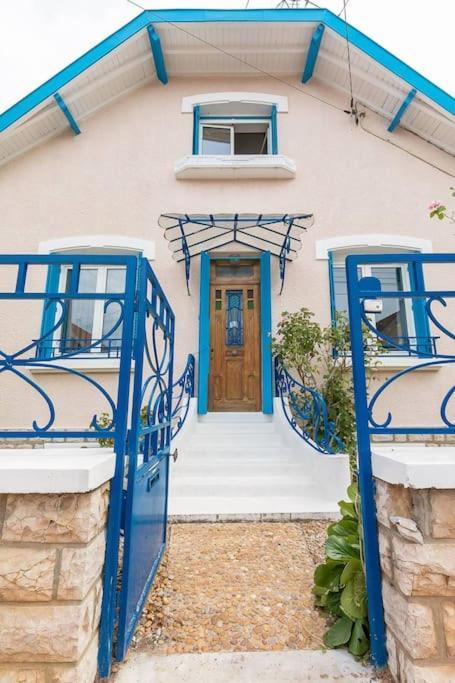 Le Montrachet Villa Dijon Exterior foto